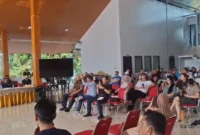 Proyek pembangunan utilitas di lingkungan Cluster Coatesville, Kota Wisata, menuai keberatan dari sejumlah warga.