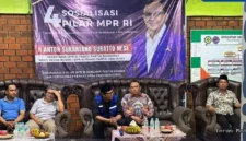 Wakil Ketua Komisi I DPR RI Fraksi Partai Demokrat H. Anton Sustto turun langsung menyapa warga di lingkungan Cileungsi Kidul, Kecamatan Cileungsi pada Sabtu (24/10/2026)