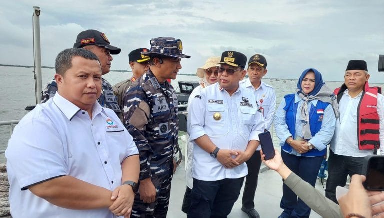 Ombudsman Ombudsman Bersama TNI AL Terus Pantau Perkembangan Pembongkaran Pagar Laut di Tangerang