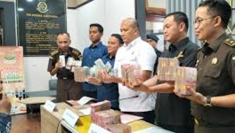 IMG-20250221-WA0015 Mantap, Kejari Kota Bandung Lacak Aset dan Pulihkan Kerugian Negara dalam Kasus Korupsi I Teras Media