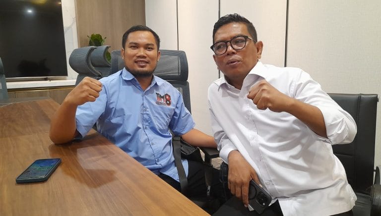 Rindu Pemimpin Berintegritas, TIM 08 Prabowo Banten Komitmen Tegak Lurus Ratu Zakiyah Pemenang PSU Kabupaten Serang Rindu Pemimpin Berintegritas, TIM 08 Prabowo Banten Komitmen Tegak Lurus Ratu Zakiyah Pemenang PSU Kabupaten Serang