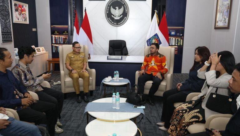 IMG-20251013-WA0071 Wamendagri Sambut LMND, Bahas Kebijakan Pemerintah Pusat Soal Pemotongan Dana Transfer I Teras Media