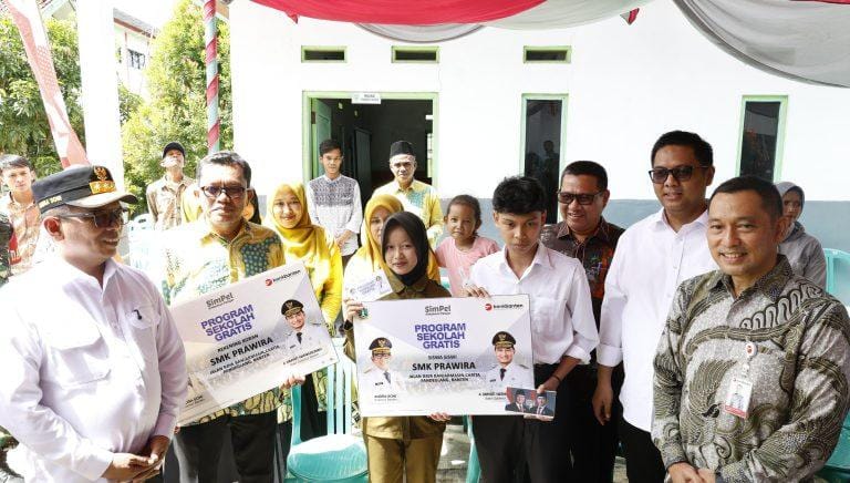 IMG-20251104-WA0020 Program Sekolah Gratis Telah Sukses, Bank Banten Beri Dukungan I Teras Media