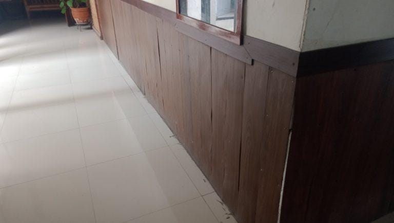 Sungguh Miris Kantor DPRD Lebak Terkesan Kumuh dan Tak Terawat : Kemana Larinya Anggaran Perawatannya ?? 8 Sungguh Miris Kantor DPRD Lebak Terkesan Kumuh dan Tak Terawat : Kemana Larinya Anggaran Perawatannya ?? I Teras Media