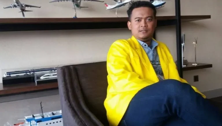 Pengamat: Olah-olah Bahlil Tak Akan Mempengaruhi Kepemimpinan Prabowo Pengamat: Olah-olah Bahlil Tak Akan Mempengaruhi Kepemimpinan Prabowo