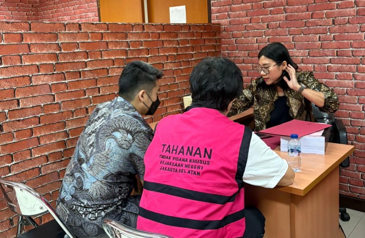 Kejari Jaksel Limpahkan 6 Tersangka dan 3 Korporasi, Tahap II Kasus Dugaan Korupsi dan TPPU Tani Hub I Teras Media